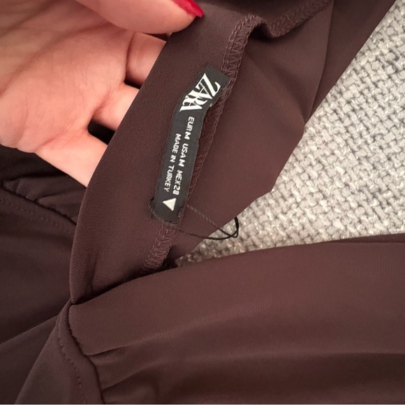 BNWT Zara Chocolate Long Dress with Shoulder Pads – Size M - Picture 11 of 16